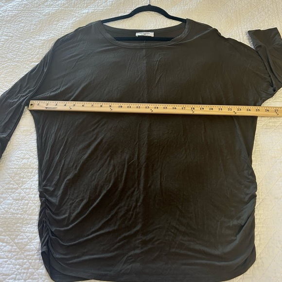 Zenana Top- Dark Olive Green. Size 2X.
Minimalist. Basic. Layering. All … - Picture 6 of 9